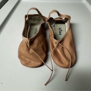 So Danca Pink Ballet Slippers Size 10 1/2